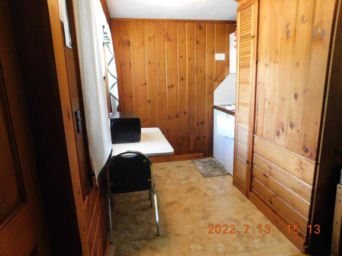 Carroll Patio Motor Court 모텔 외부 사진
